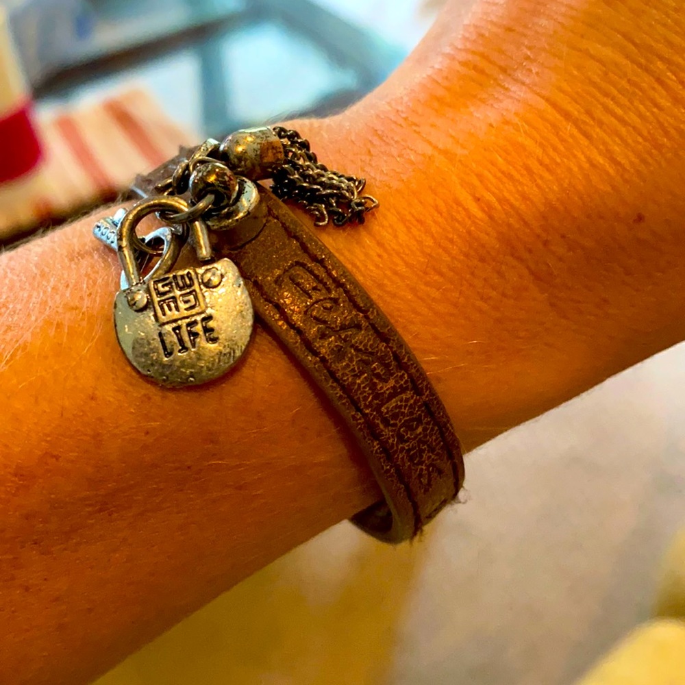 Good Words Makes A Difference Bracelet